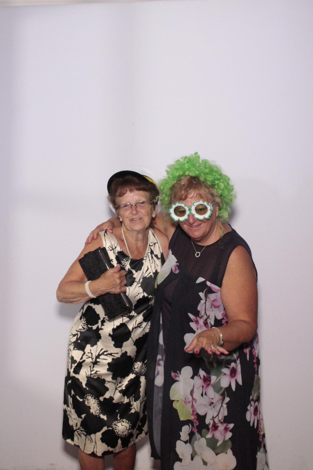 Gemma & Scott's Wedding | View more photos from the event at gallery.myphotoboothexperience.co.uk/u/MyPhotoBoothExperienceLtd/Gemma-Scotts-Wedding